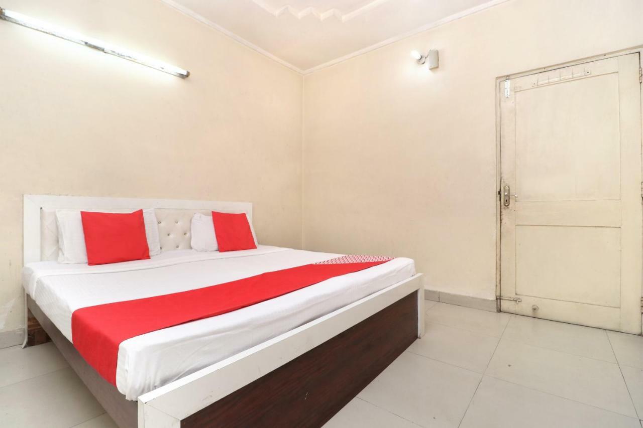 Oyo 24322 Hotel Gulshan Jalandhar Dış mekan fotoğraf