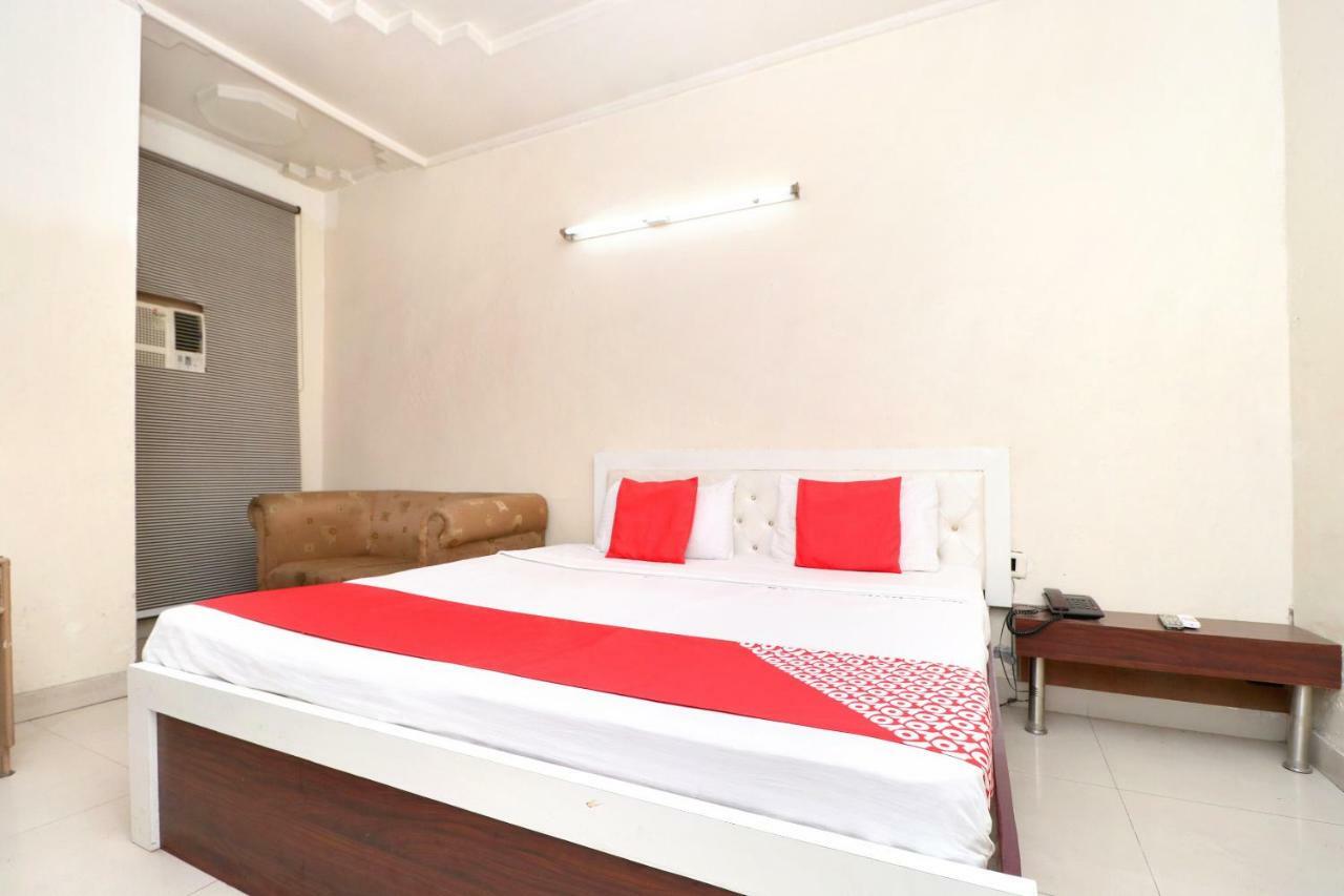 Oyo 24322 Hotel Gulshan Jalandhar Dış mekan fotoğraf