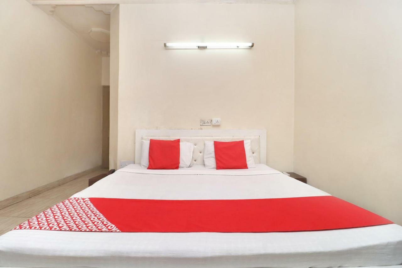 Oyo 24322 Hotel Gulshan Jalandhar Dış mekan fotoğraf